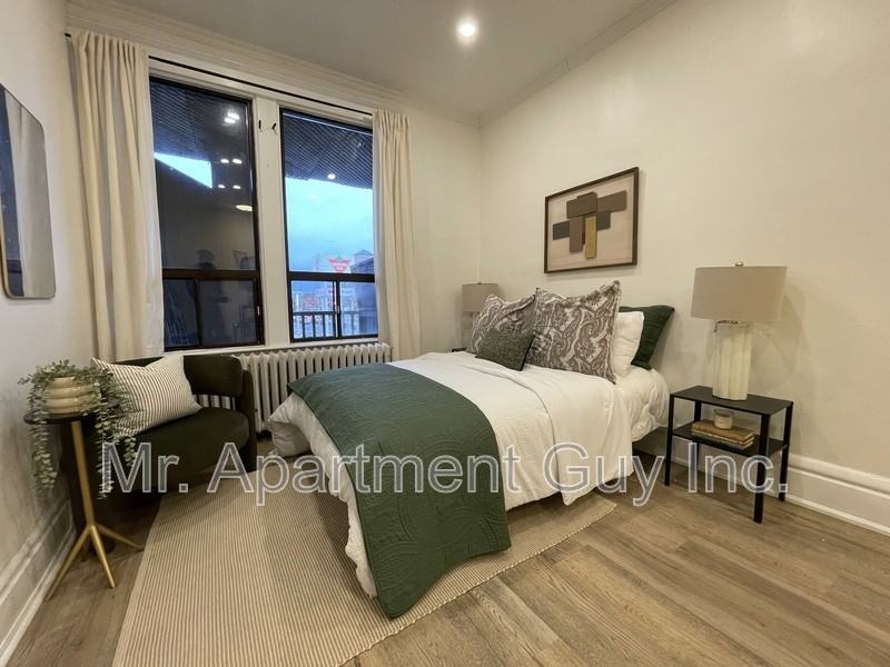 44 Victoria Ave S #203 - Photo 3 of 10