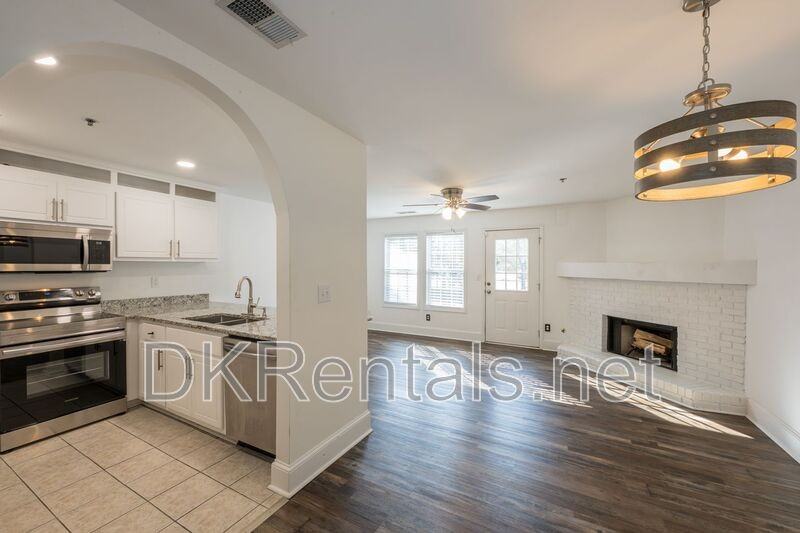 215 Morris Ln - Photo 3 of 24