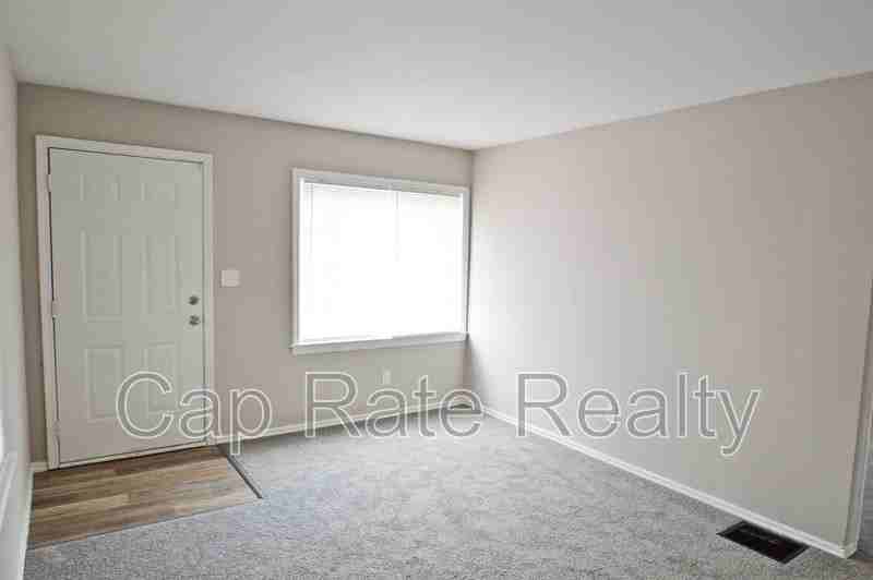 1317 Aberdeen Ave - Photo 5 of 19