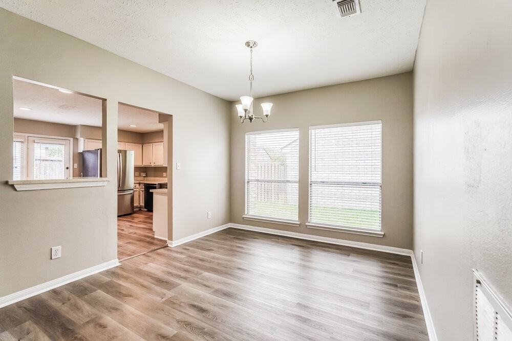 8506 Deer Meadow Dr - Photo 6 of 16