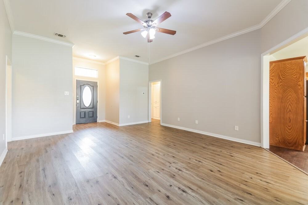 211 Brookhaven Cir - Photo 5 of 16