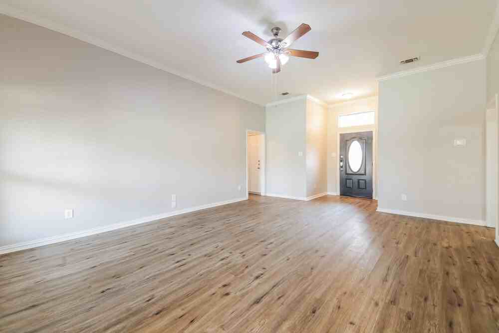 211 Brookhaven Cir - Photo 6 of 16