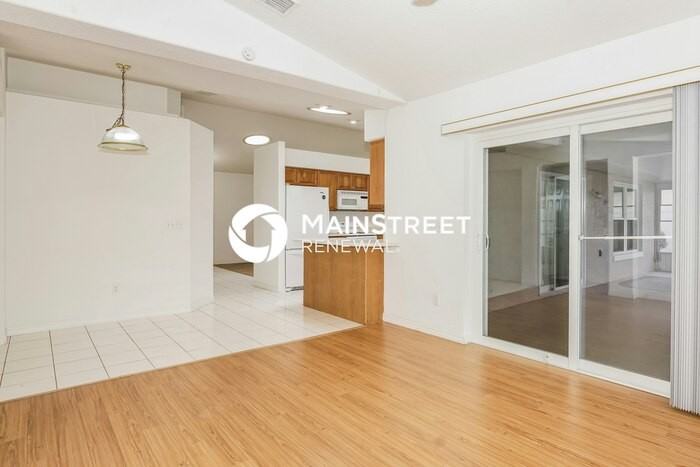 12 Ocean Pines Dr - Photo 4 of 15