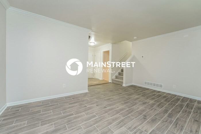 3651 Columbia Pkwy - Photo 3 of 18