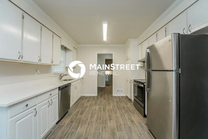 3651 Columbia Pkwy - Photo 6 of 18