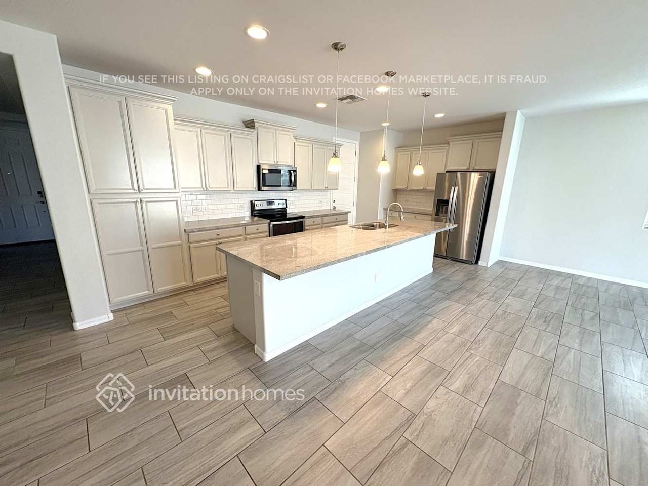 18240 W Carlota Ln - Photo 3 of 15