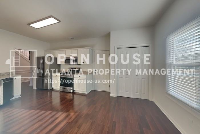 3070 Serenade Ct - Photo 7 of 24