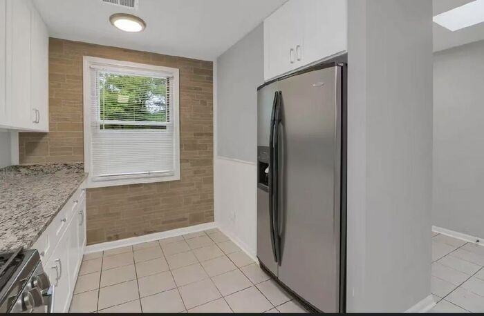 259 Heathersett Dr Sw - Photo 5 of 18