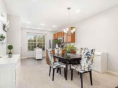 691 Station Blvd - Photo 2 of 16