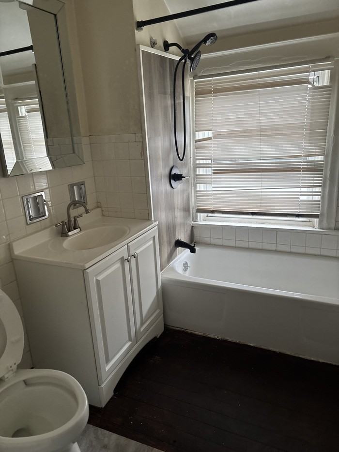 2465 Saturn St - Photo 3 of 8