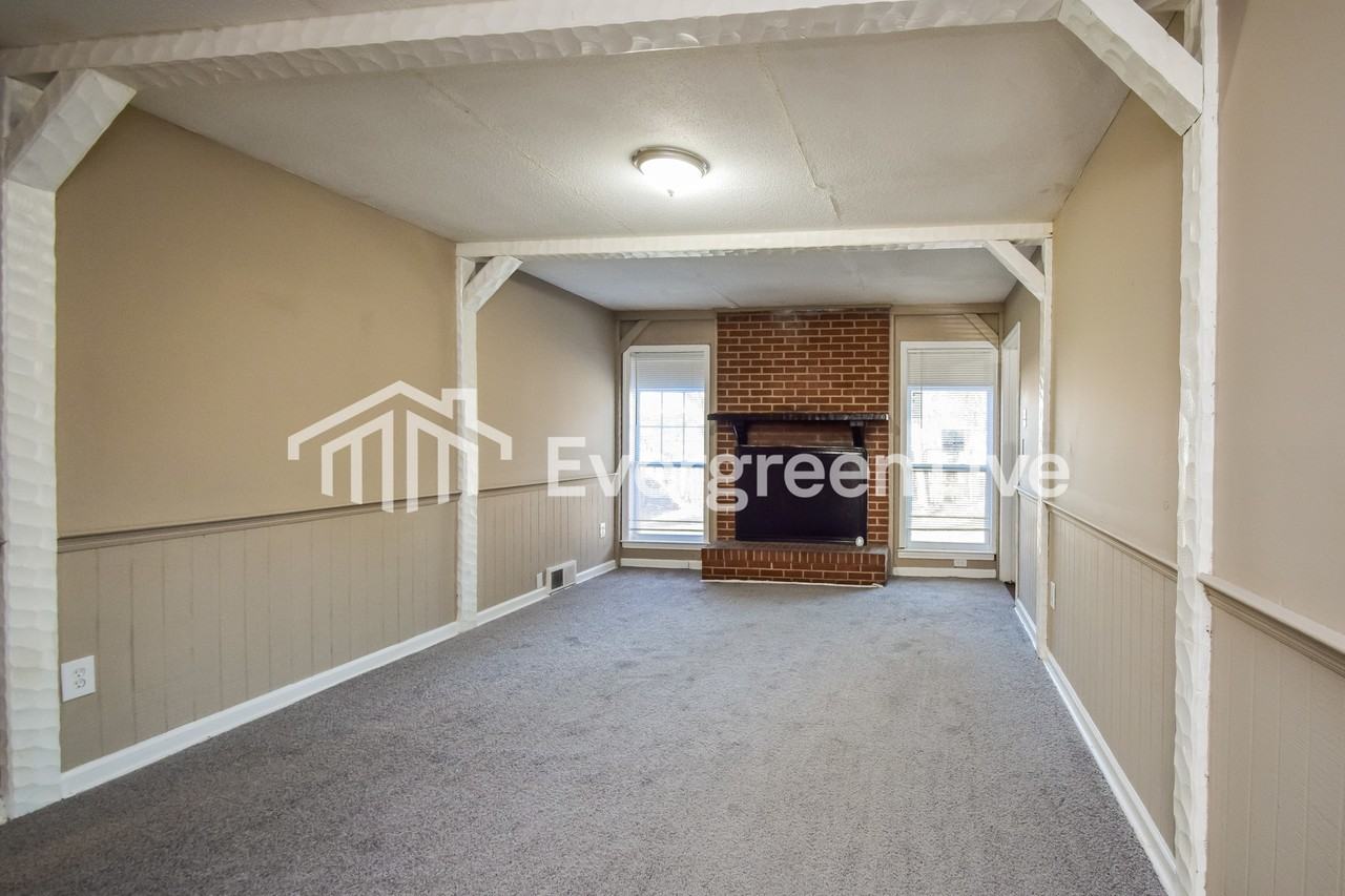 3329 Cody Dr - Photo 5 of 15