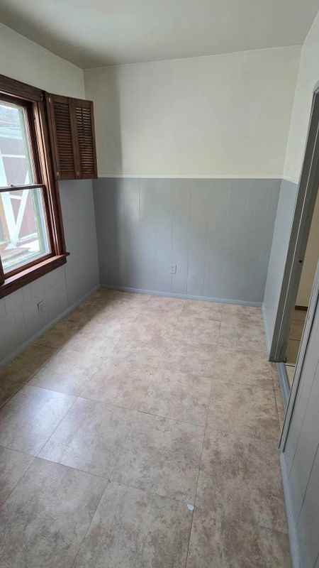 118 Rother Ave - Photo 5 of 18