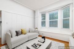 798 Post - Photo 1 of 1