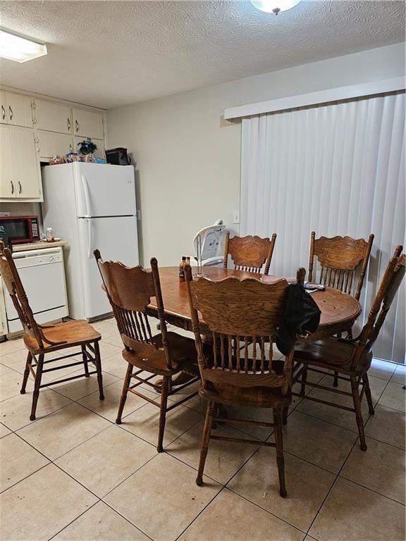 587 Jackson Park Ln - Photo 3 of 12