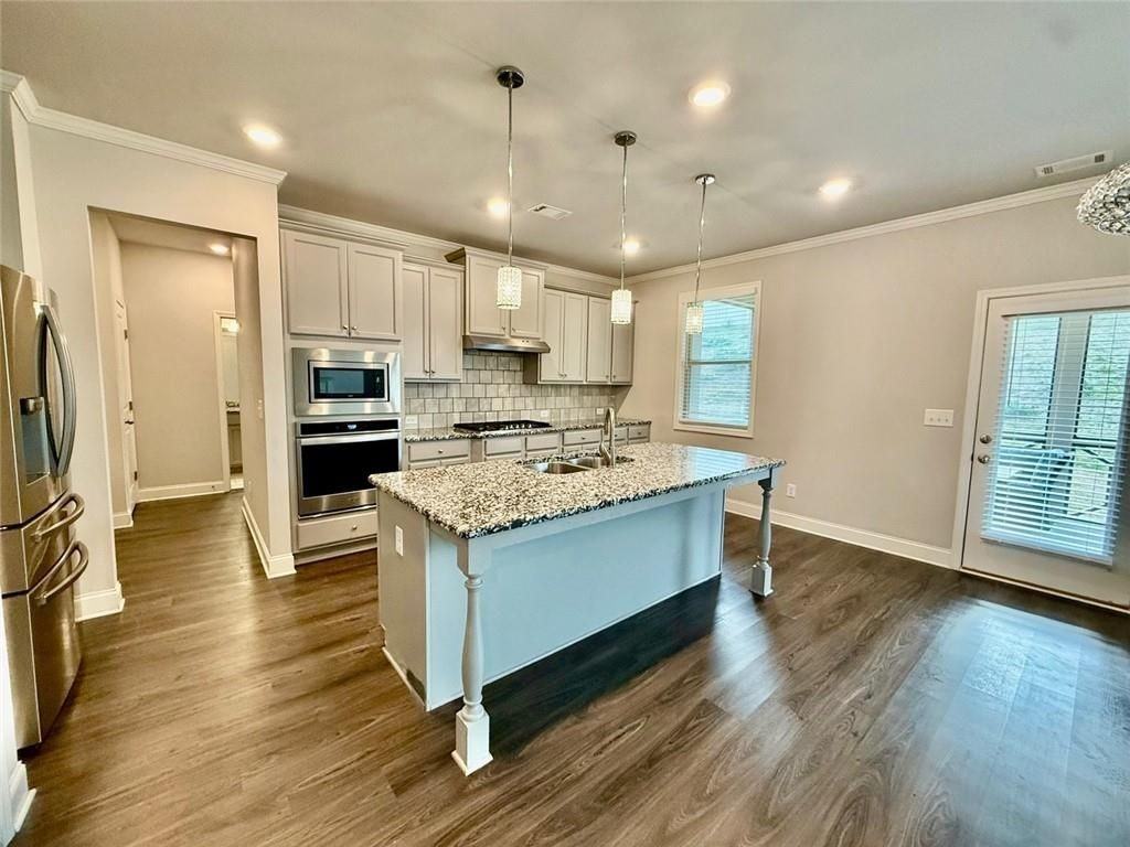 3606 Andover Way - Photo 3 of 19