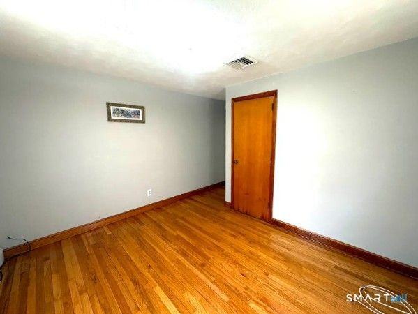 48 Gates Ave - Photo 7 of 15