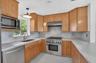 467 Ne 31st St - Photo 1 of 1