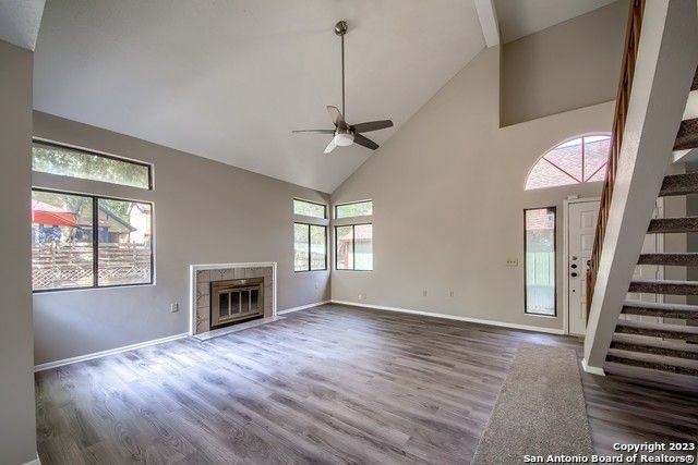 16615 Spruce Tree Ln - Photo 5 of 22