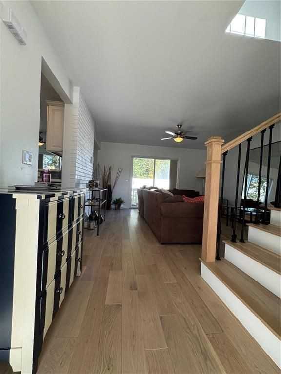 62 Memorial Blvd - Photo 7 of 40