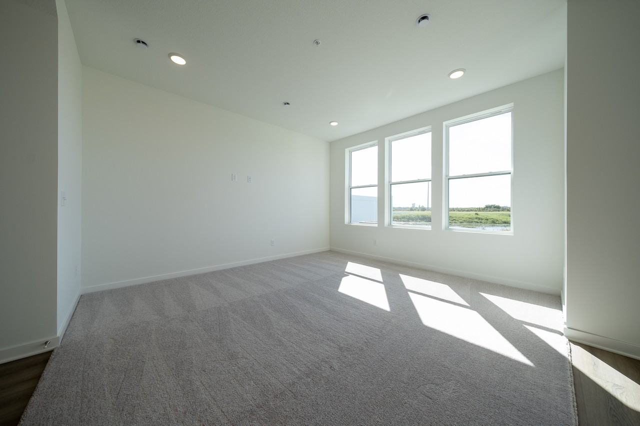 10429 Ithaca Ln N #1 - Photo 3 of 23