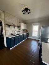 118 1/2 W Monroe St - Photo 1 of 1