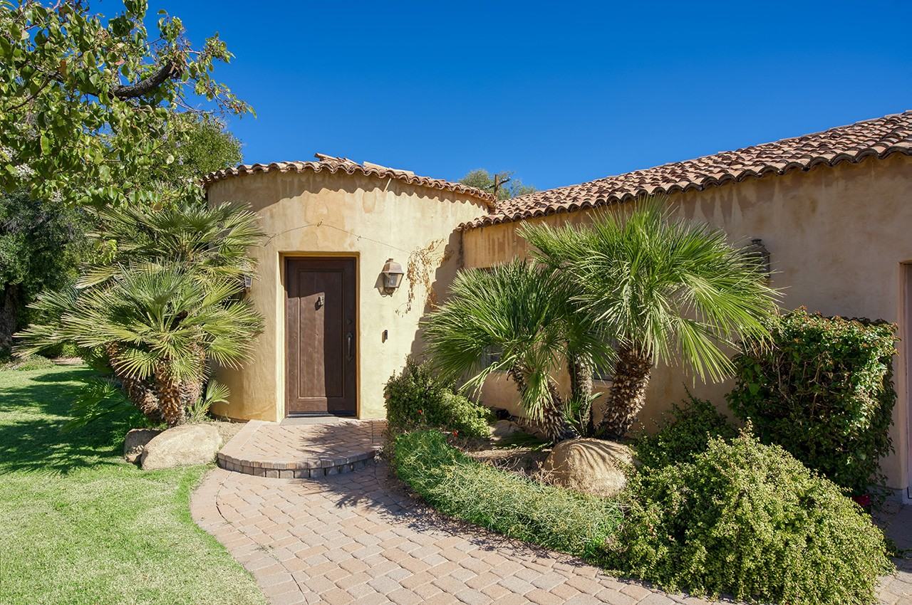 4049 N 57th Pl #NA - Photo 2 of 26