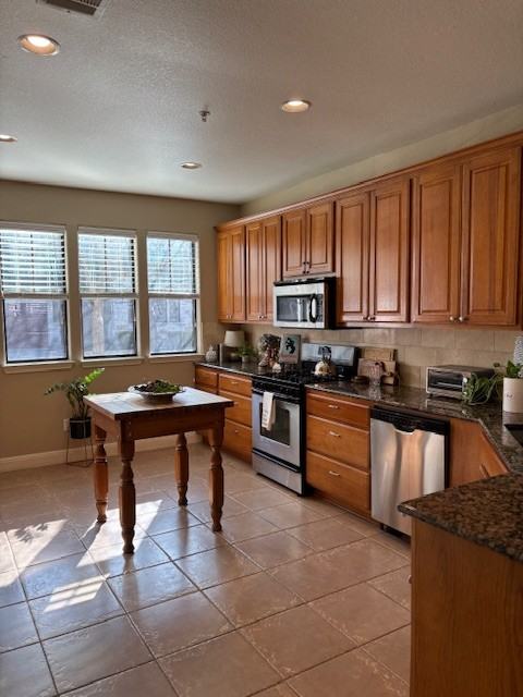 6705 Covered Bridge Dr #12 - Photo 7 of 23