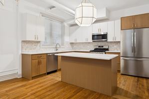 featured image of 531 Hinman Ave #H0