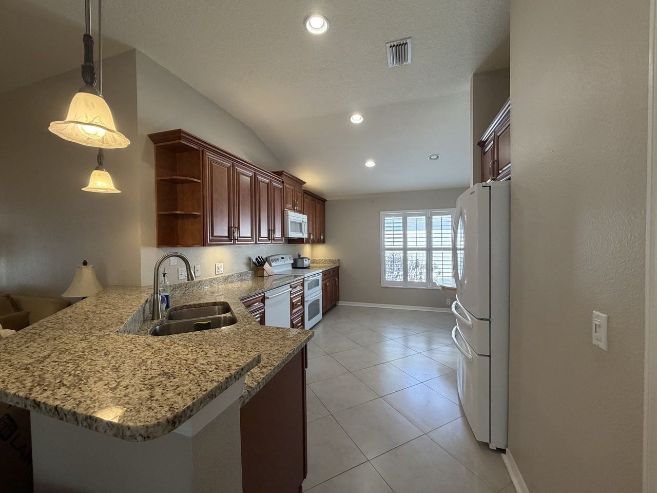 4720 Decatur Cir #NA - Photo 3 of 22