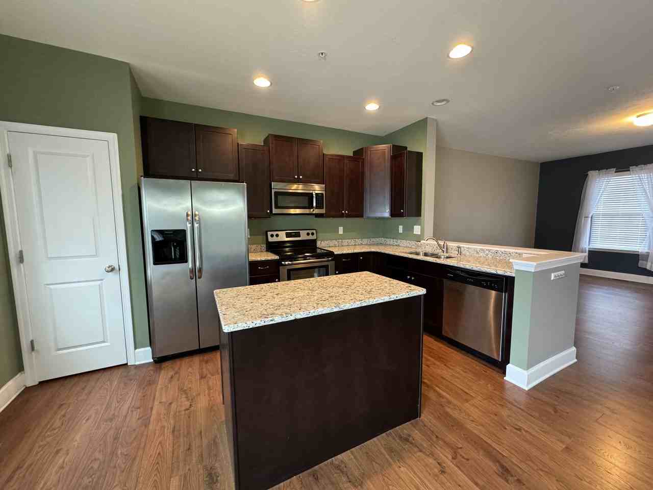 77 Katelyn Dr #77 - Photo 5 of 19