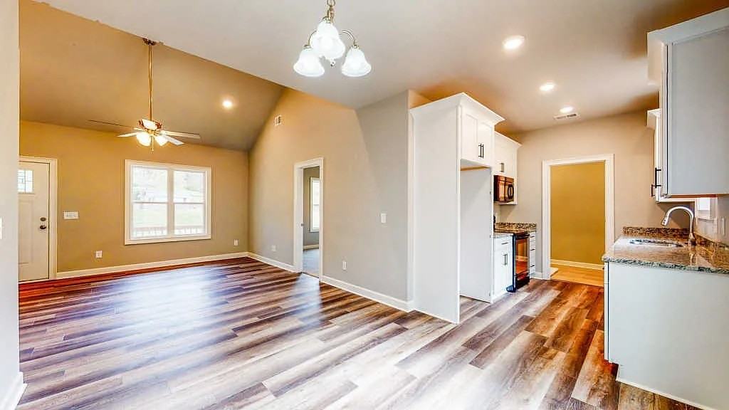 1512 Williamson Rd #NA - Photo 3 of 6