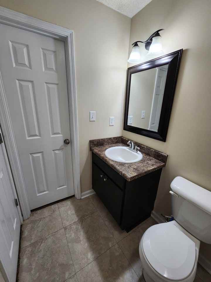 1239 Askew Dr Ne #NA - Photo 7 of 31