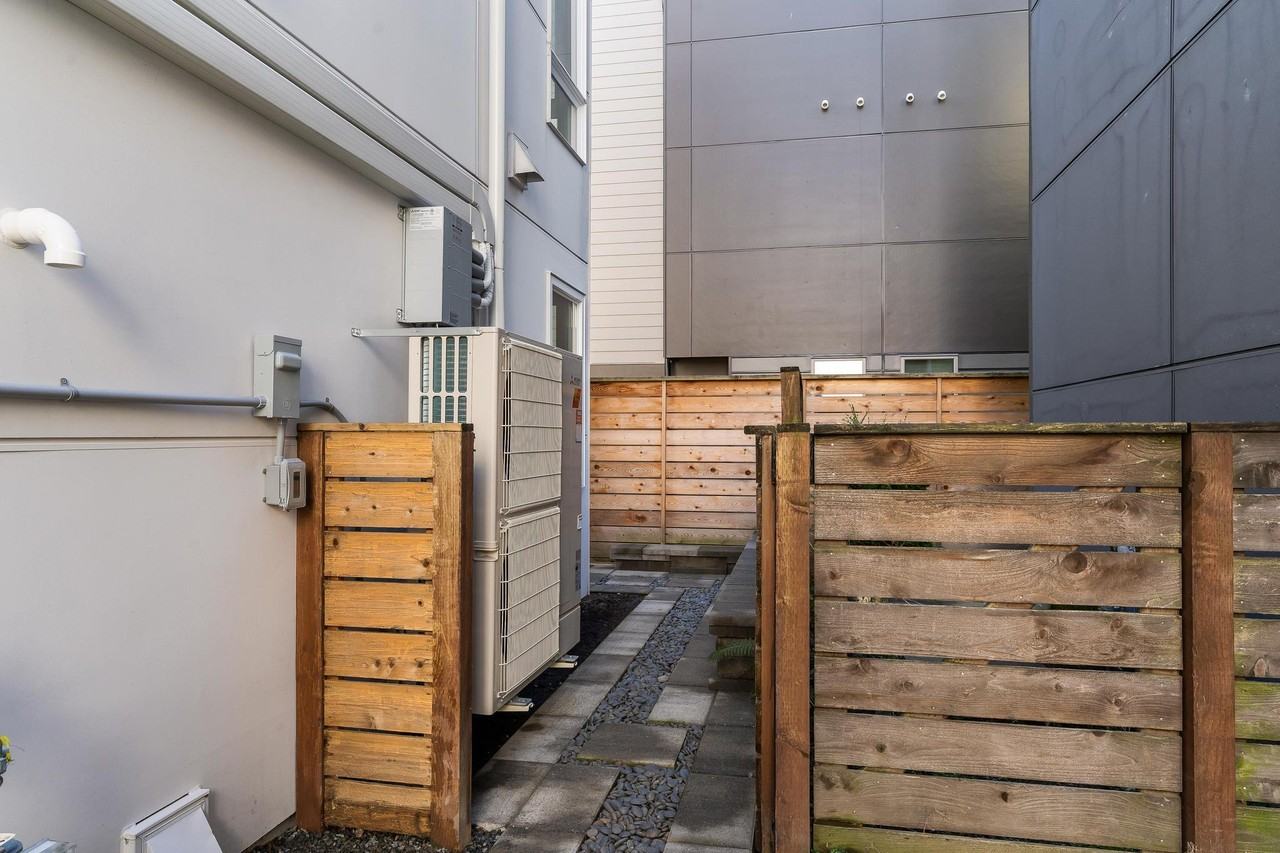 1517 Nw 64th St #NA - Photo 4 of 41