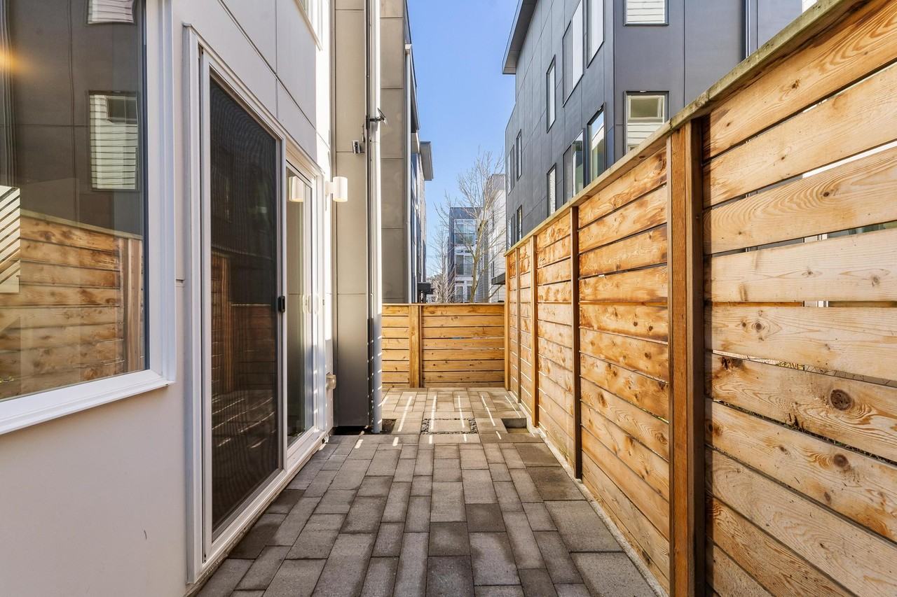 1517 Nw 64th St #NA - Photo 5 of 41