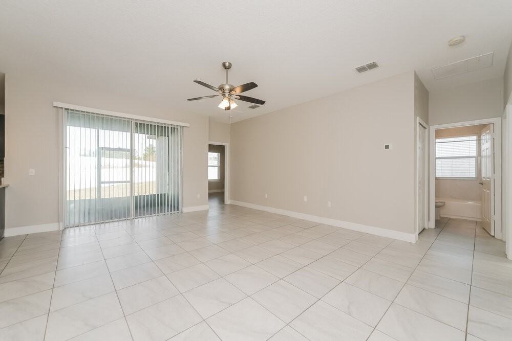 1424 Kissimmee Ct - Photo 3 of 16