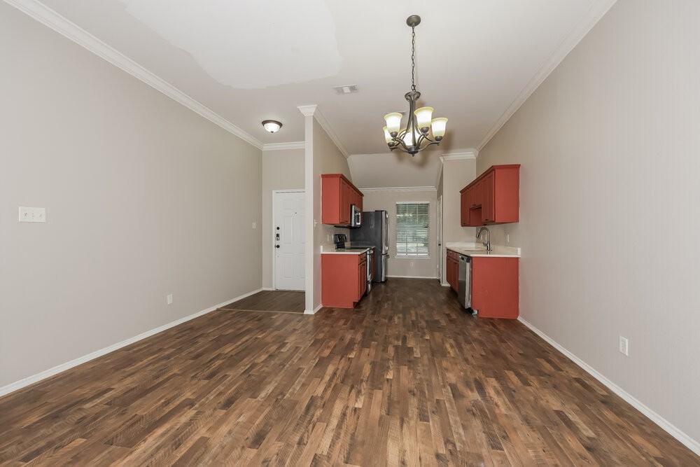 1300 Maple Terrace Dr - Photo 6 of 16