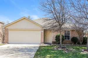 featured image of 1017 Maidenhair Ln