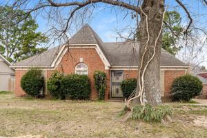 featured image of 5930 Blackrock Ln