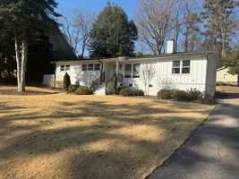 featured image of 604 Currituck Dr #1