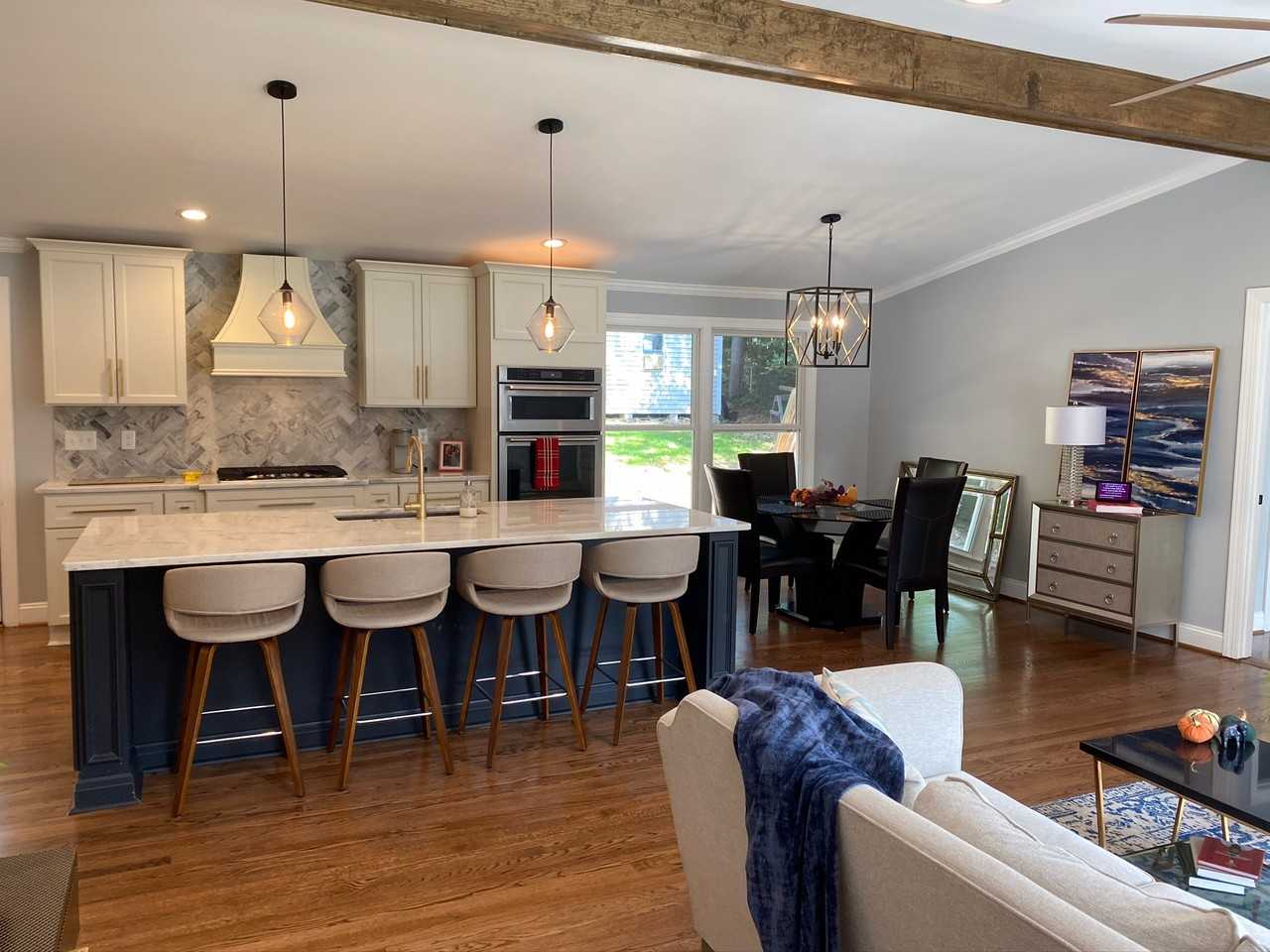 604 Currituck Dr #1 - Photo 3 of 10