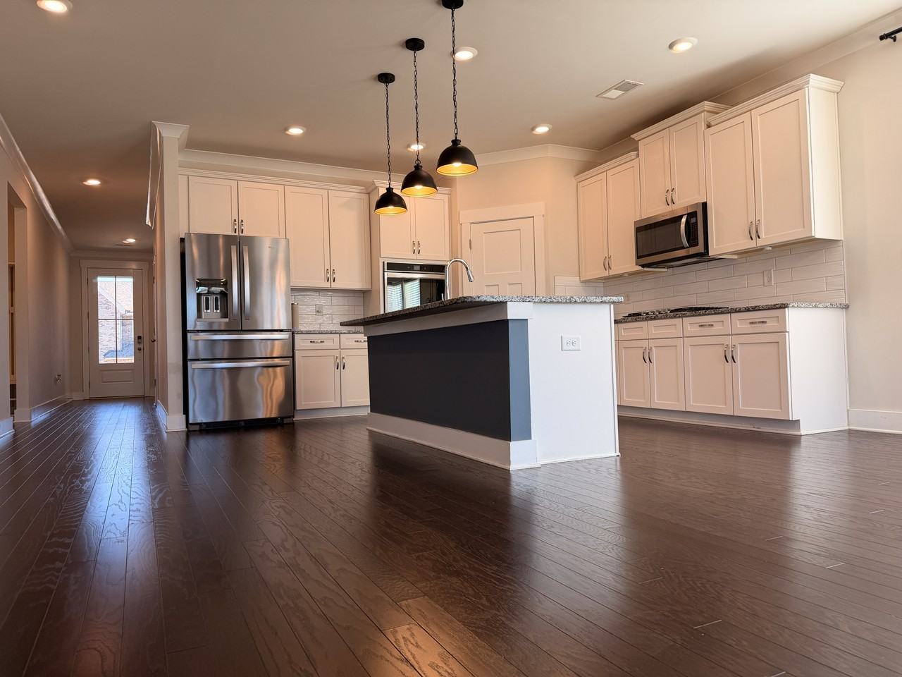 178 Redcroft Dr #NA - Photo 2 of 20