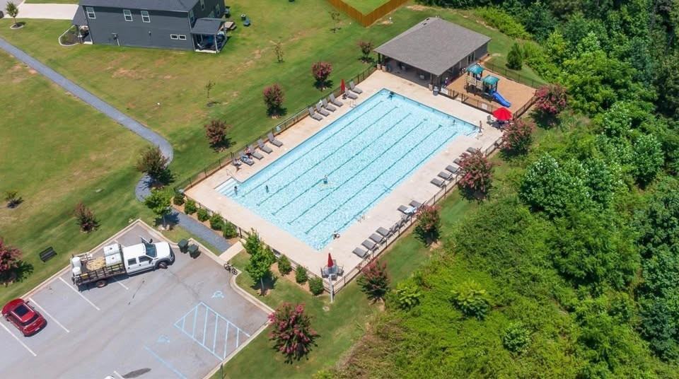 178 Redcroft Dr #NA - Photo 5 of 20