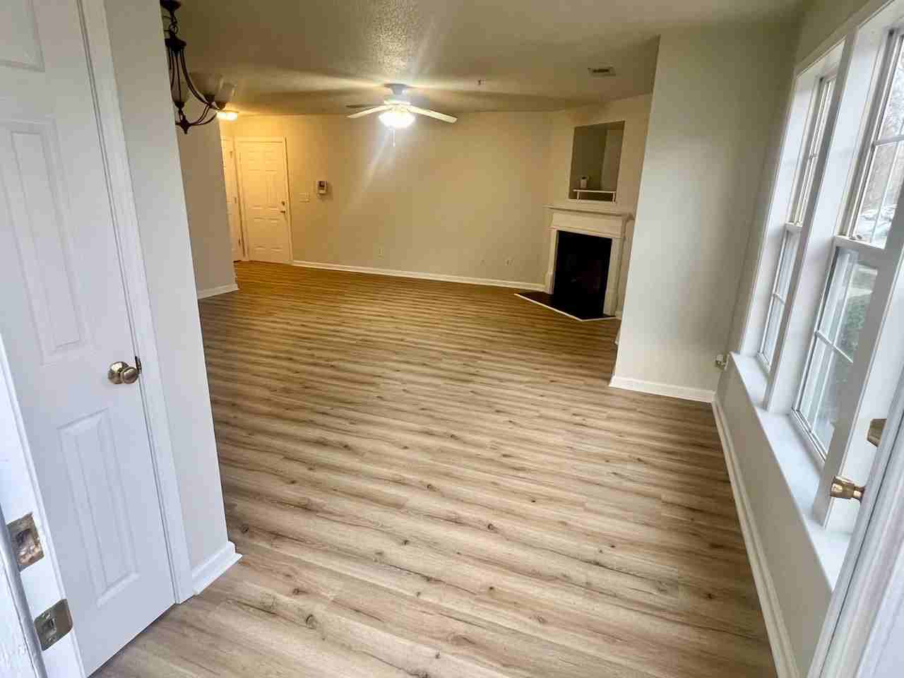 6117 Hedgecock Cir #1A - Photo 3 of 13