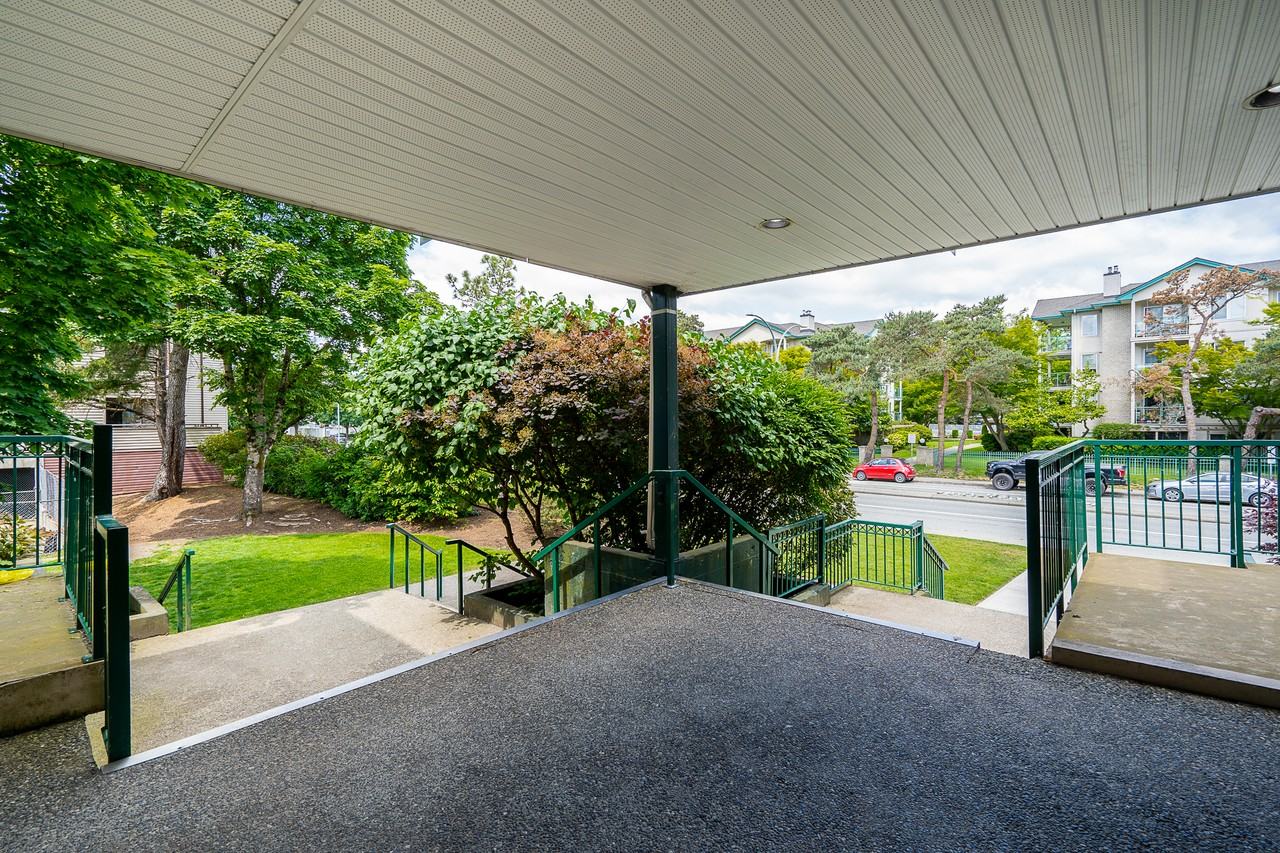 20454 53 Avenue #316 - Photo 2 of 24