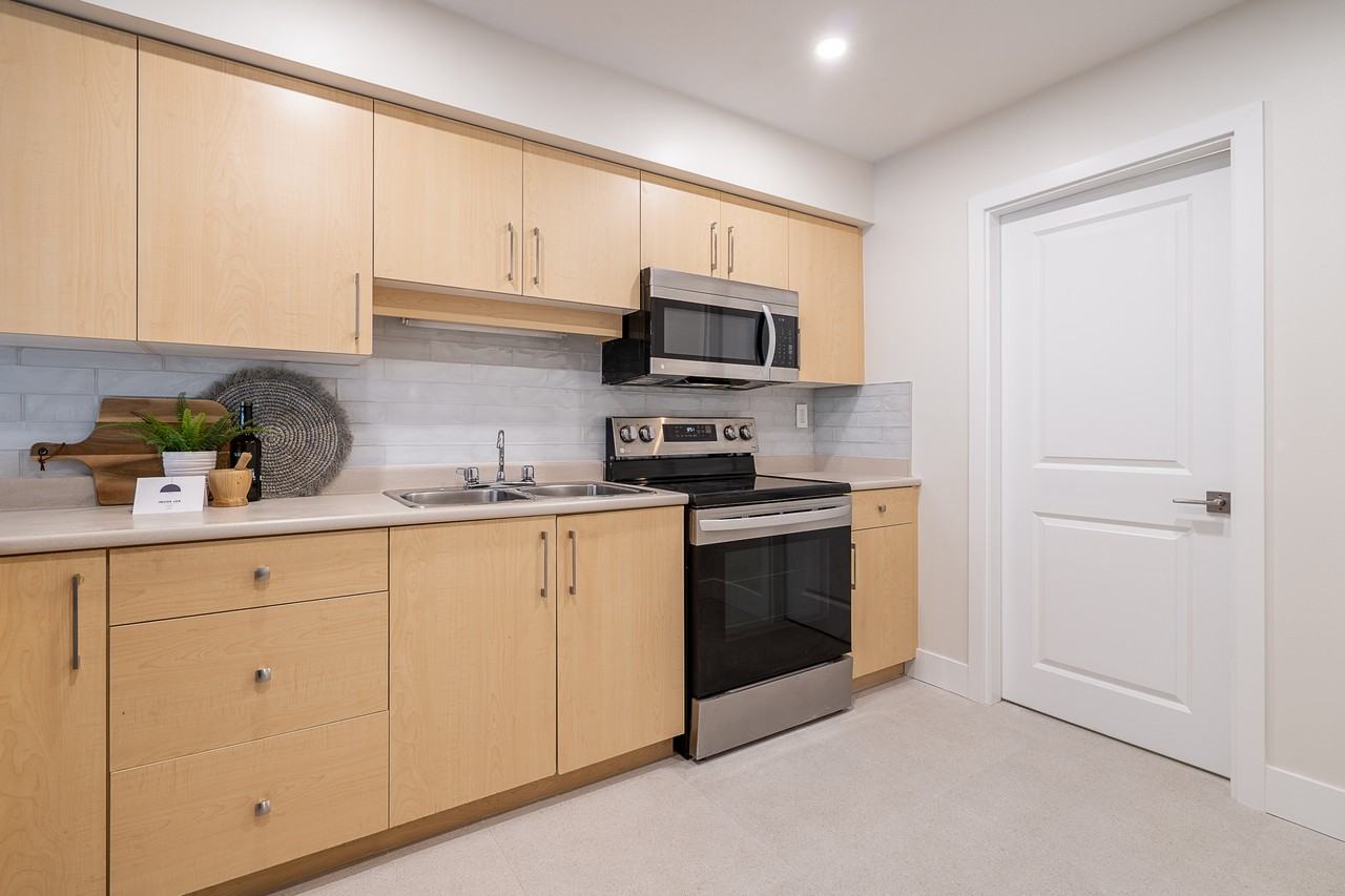 20454 53 Avenue #316 - Photo 7 of 24