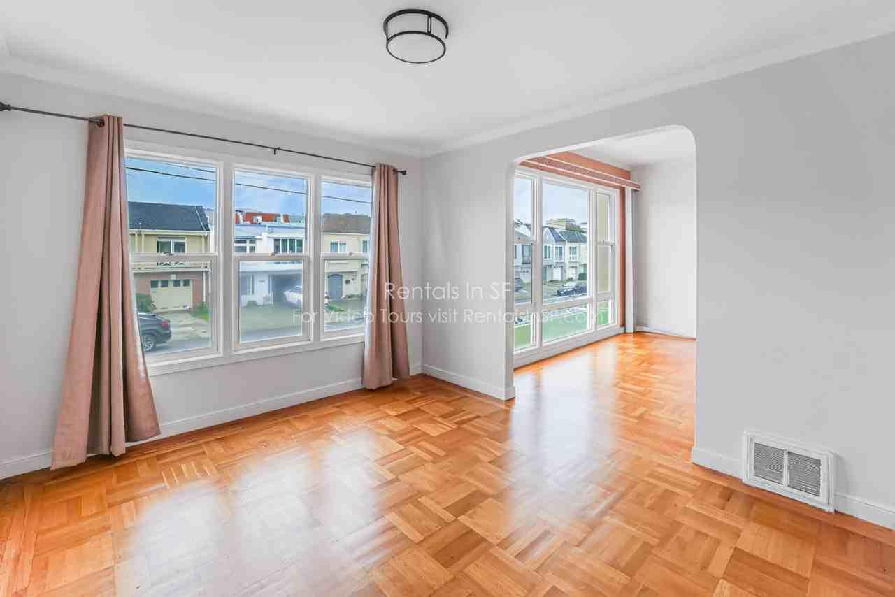 1867 33rd Ave - Photo 5 of 24