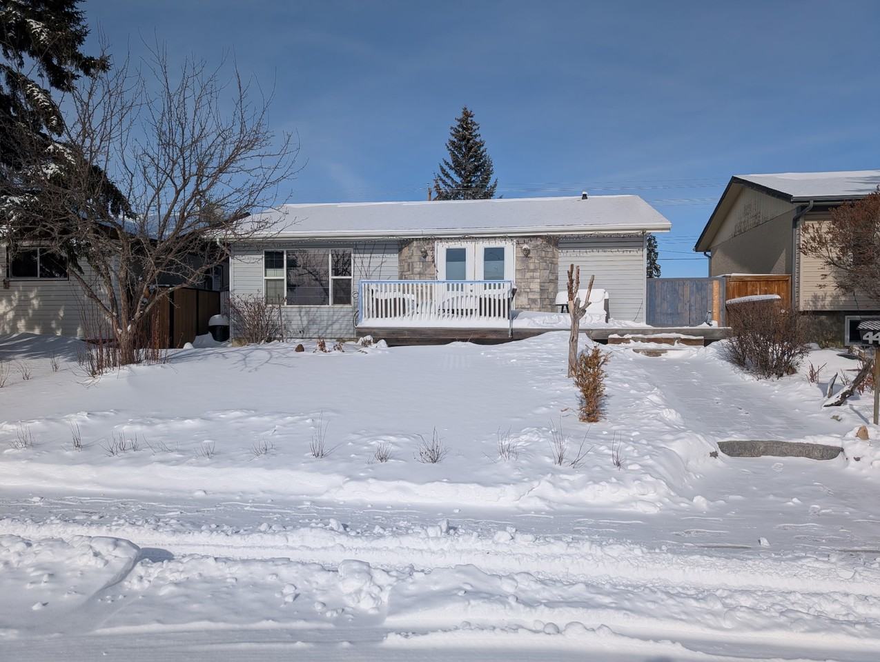 440 Malvern Close Northeast - Photo 2 of 29