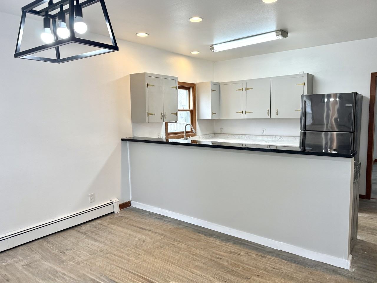 414 Caroline St #1 - Photo 4 of 15