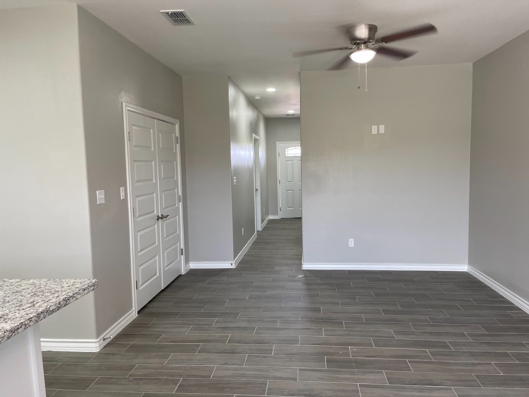 115 Mimosa St #115BMIMOSA - Photo 5 of 15