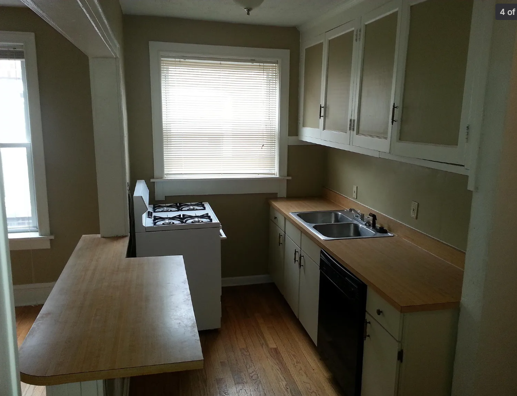 4940 Mardel Ave Apt 1e #1E - Photo 2 of 5